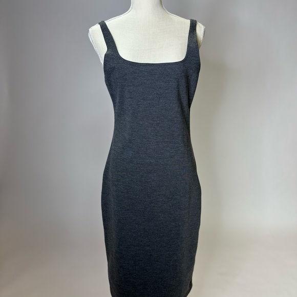 Stylish Gray Bodycon Midi Dress - Picture 2 of 5